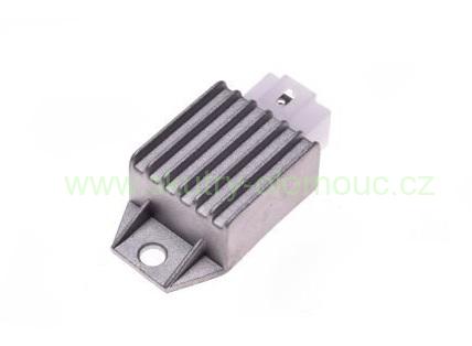 Regulátor napětí 12V  - 4piny